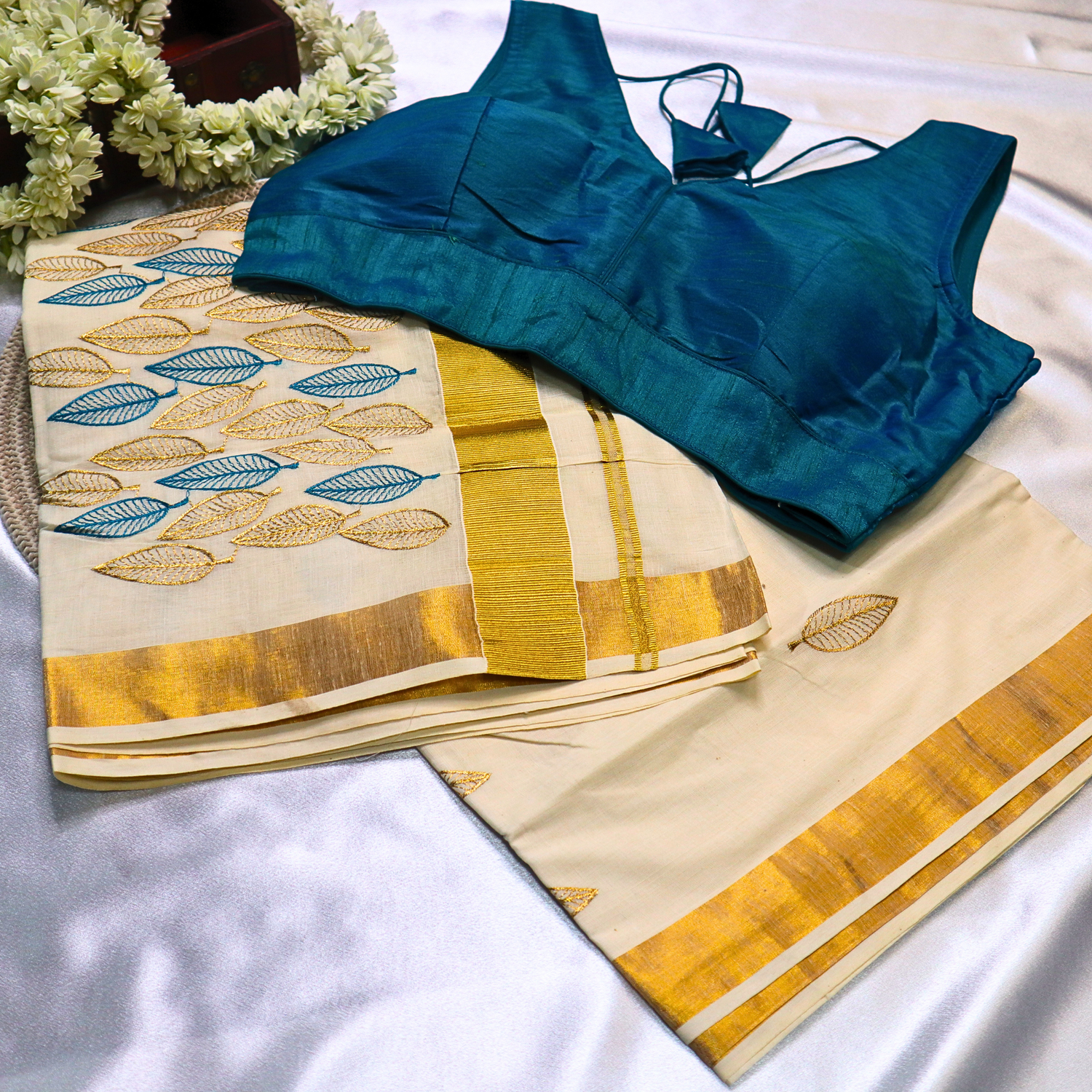 Set Saree  - Gold and Green Leaf Embroidery