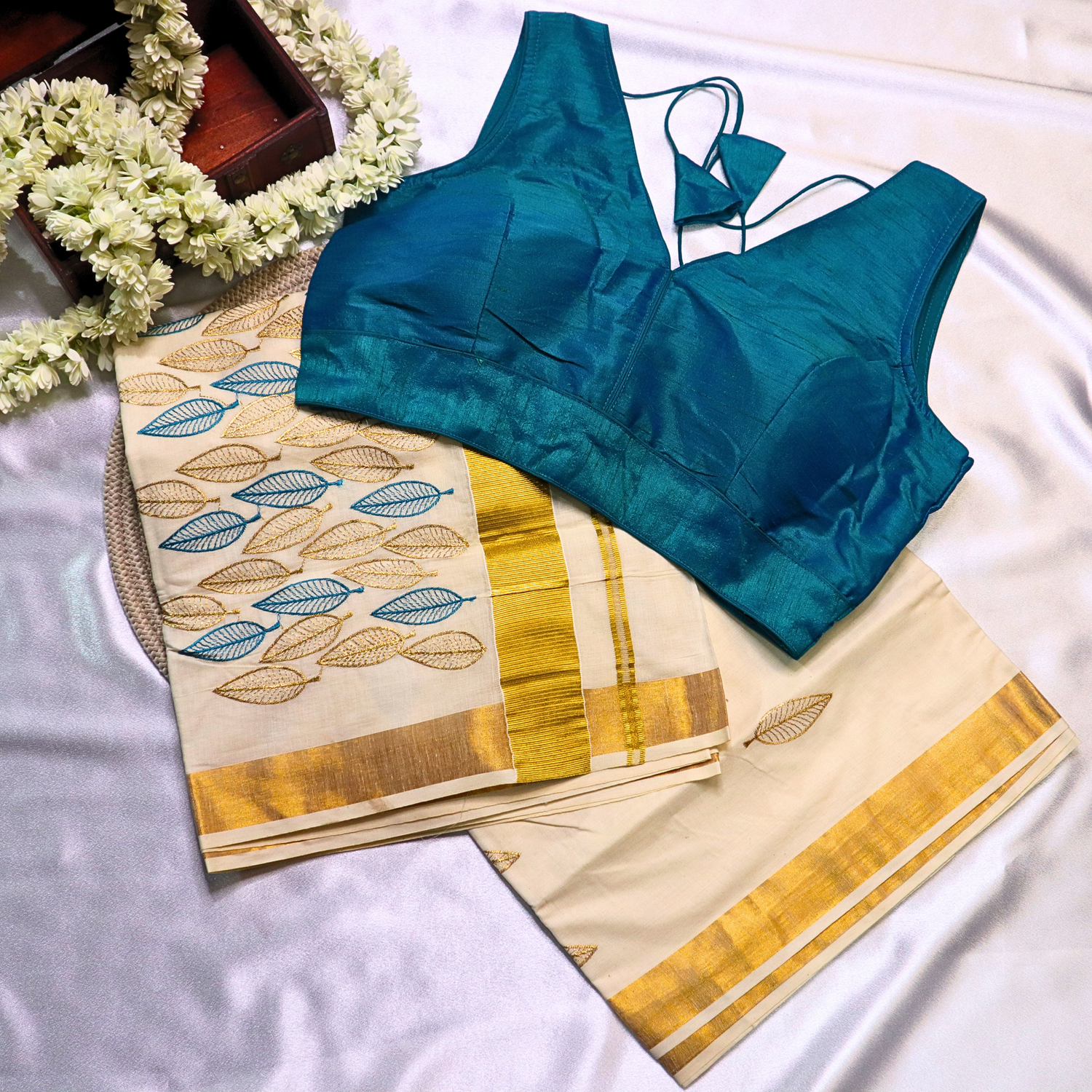 Set Saree  - Gold and Green Leaf Embroidery