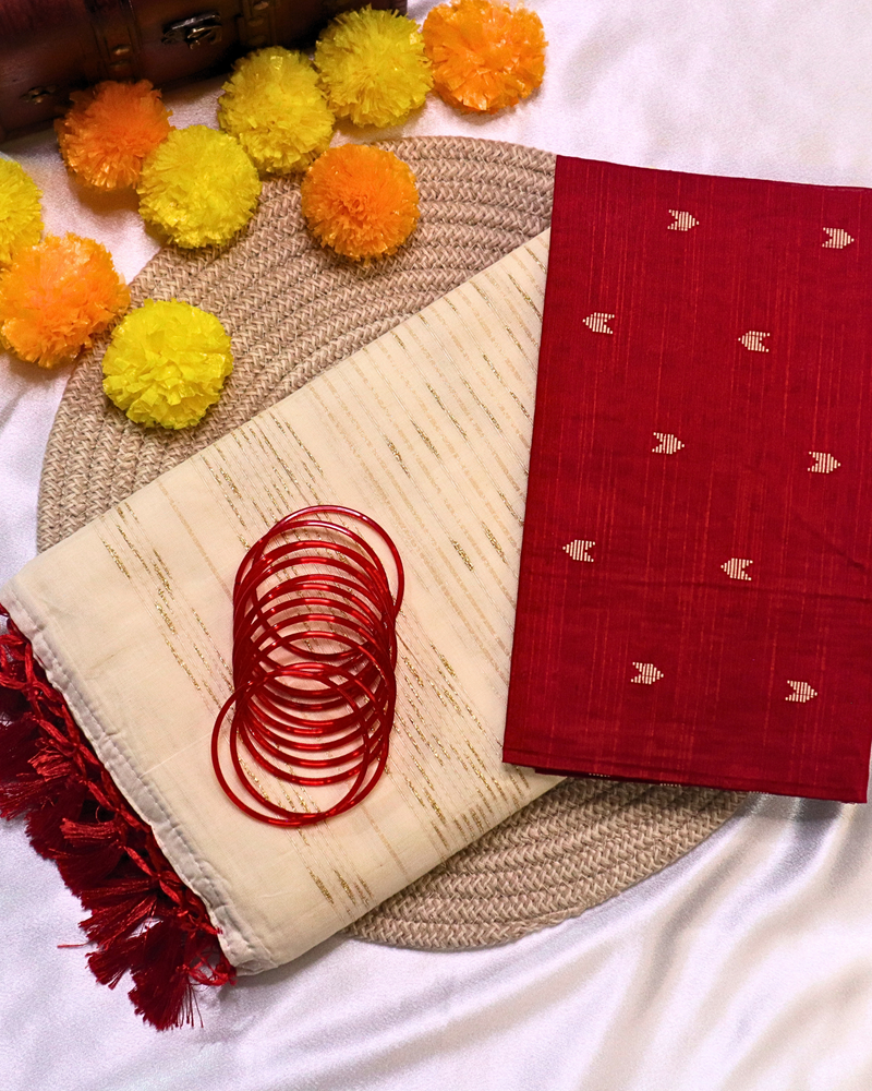Set Saree - Gold lines with Red Tussels