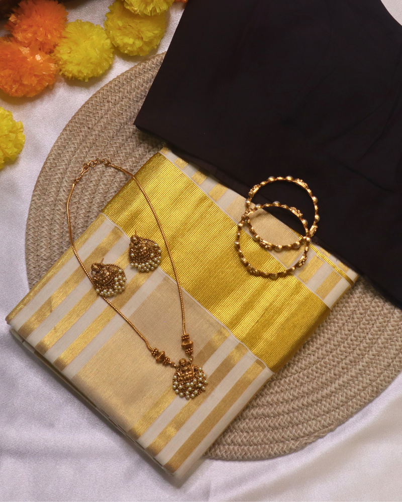 Set Saree - Thick Gold Border with Kasavu Stripes
