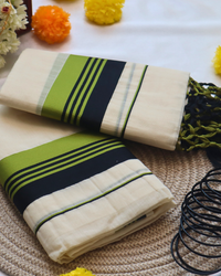 Set Mundu - Black Light Green Kara