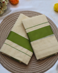 Set Mundu - Thick Light Green Kara