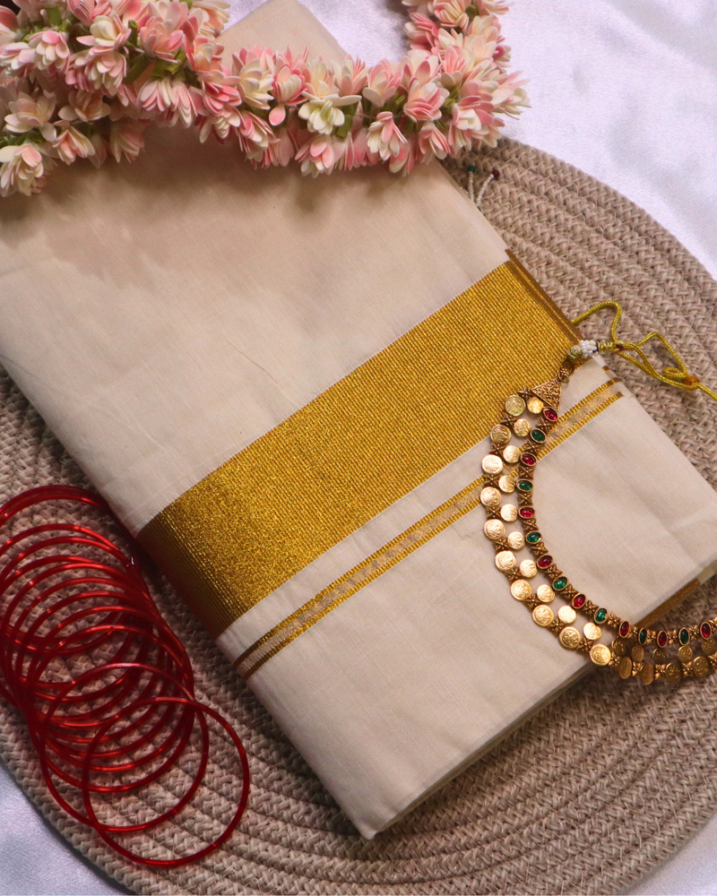 Set Saree - Gold Kasavu Border
