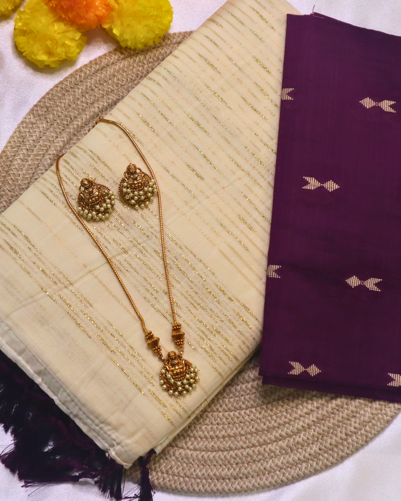 Set Saree - Gold lines with Vine Tussels with Blouse Piece